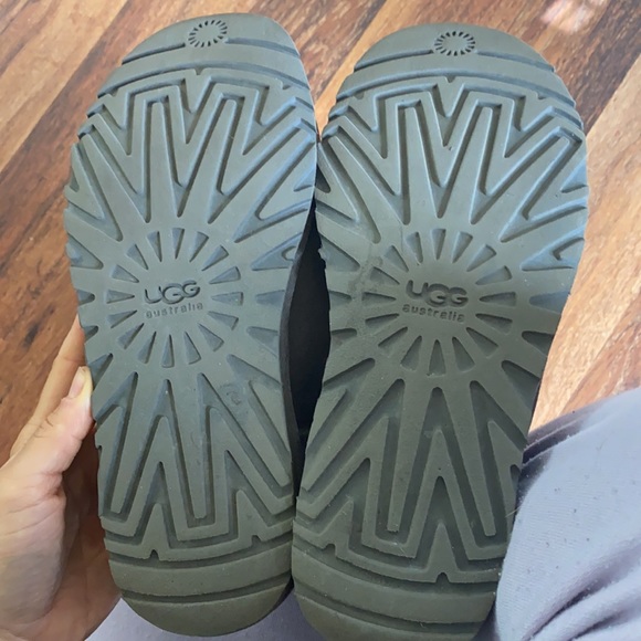 UGG Tall Bailey button boots - Picture 6 of 6